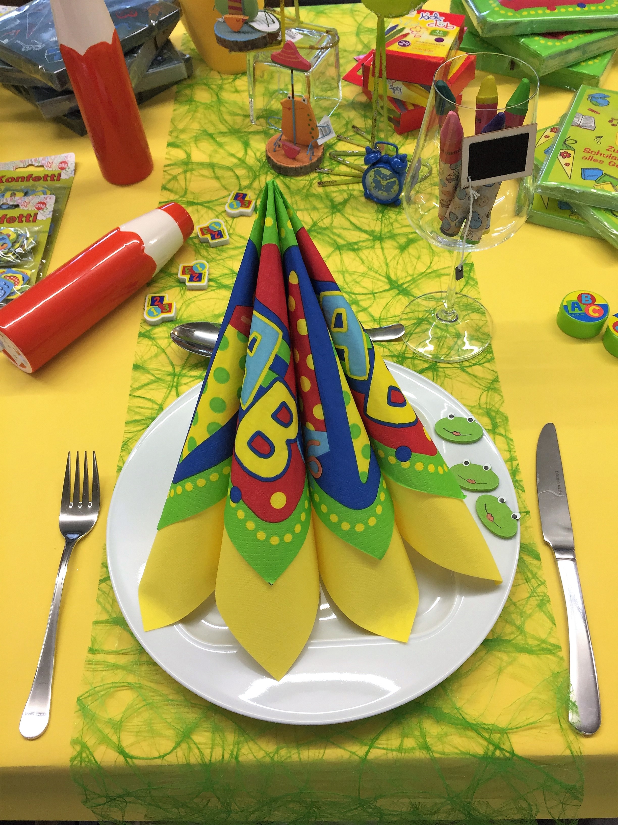 Gute Gründe für eine Party Tischdeko, Dekomaterial Hof Packwa