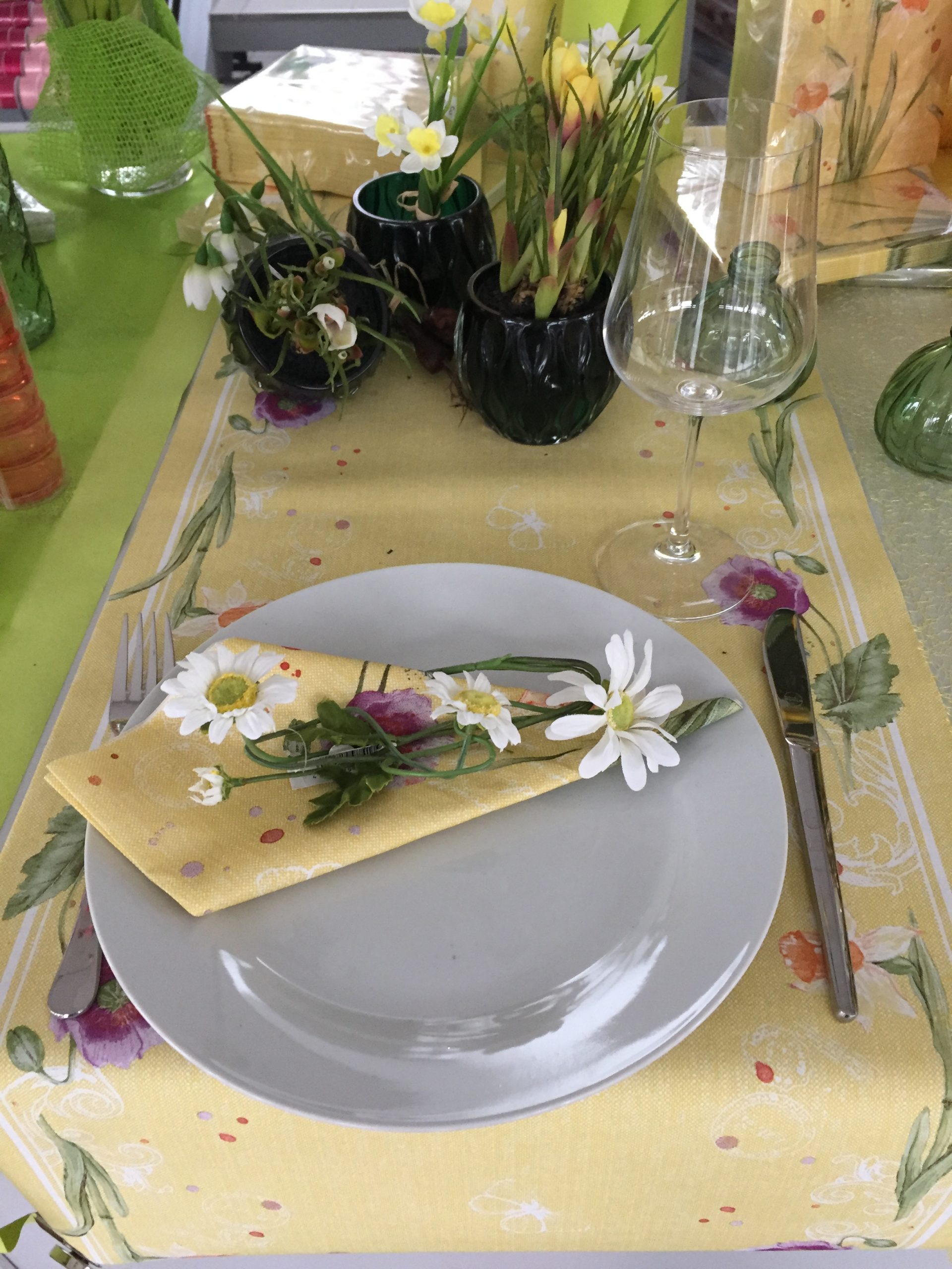 Frühjahr / Sommer Tischdeko, Dekomaterial Hof Packwa