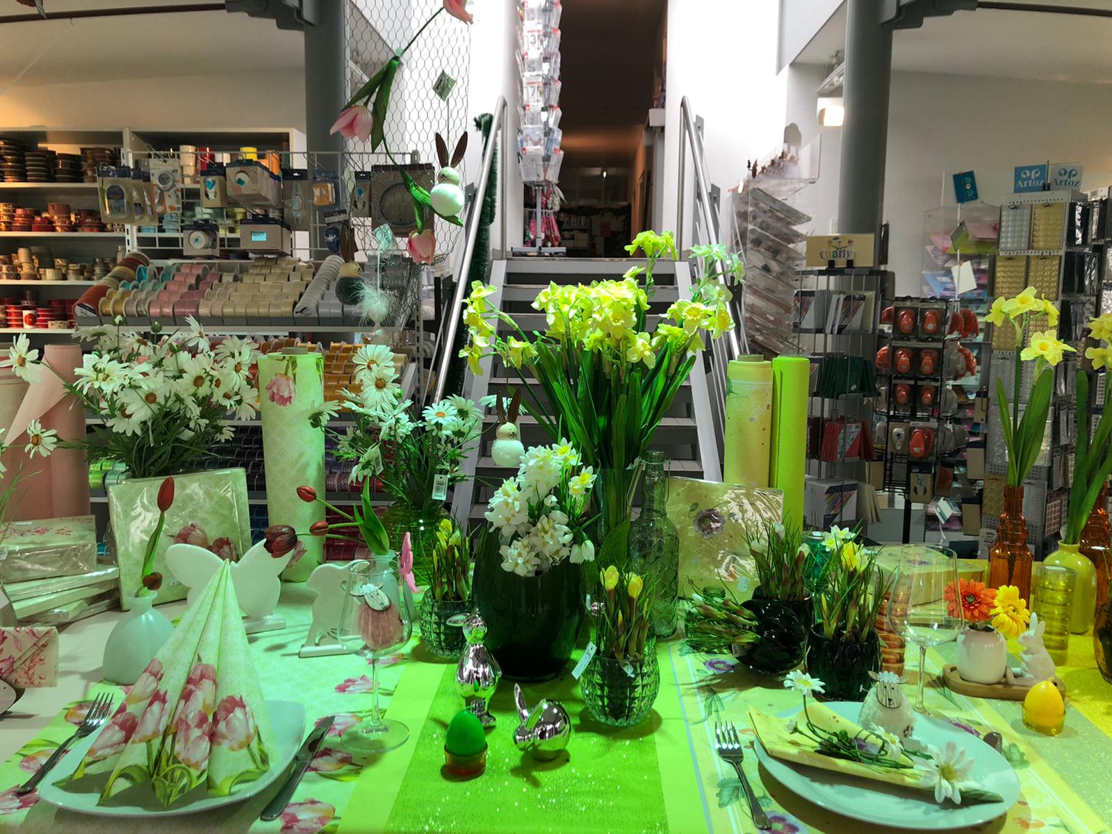 Frühjahr / Sommer Tischdeko, Dekomaterial Hof Packwa